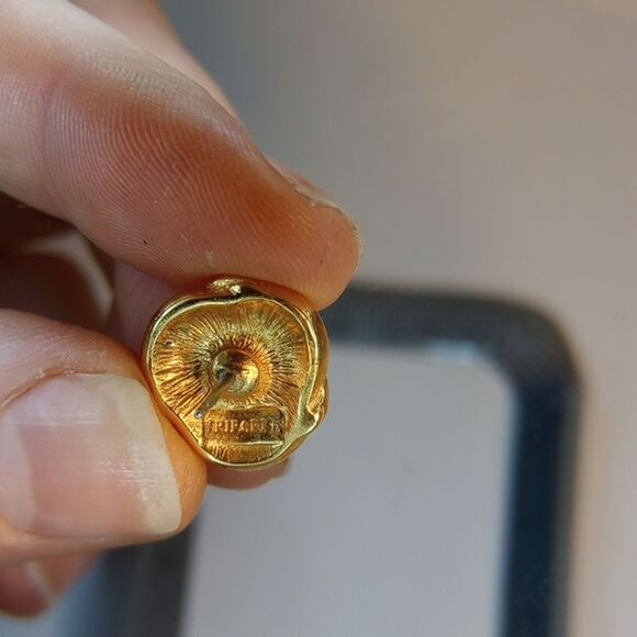 Vintage Trifari Cream and Gold Toned Swirl Earrings - Picture 5 of 5